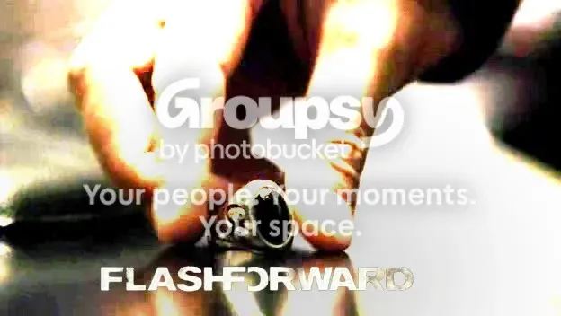 Logo de FlashForward con el aviso de Photobucket superpuesto